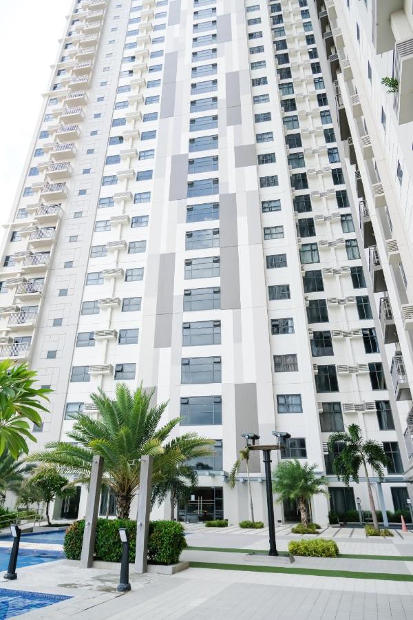 סבו Ezeniel'S Place At Horizons 101 Condominium מראה חיצוני תמונה